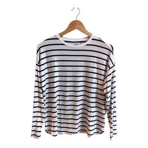 GAP Black Stripe Long Dolman Sleeve Round Neck Womens Size M Tee Shirt